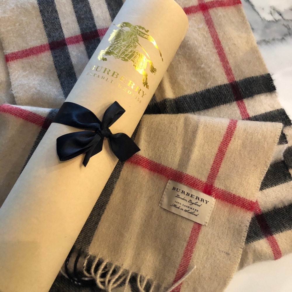 Burberry scarf! Comes with original tag & box